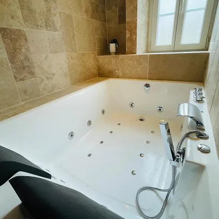 Dom wakacyjny Maison De Avec Prive *